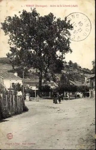 Ak Vergt de Biron Dordogne, Arbre de la Liberte, 1848