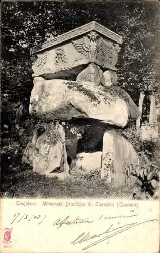 Ak Confolens Charente,  Monument Druidique du Cimetiere