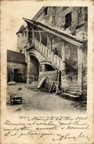 Ak Meaux Seine-et-Marne, Escalier du Vieux Chapitre