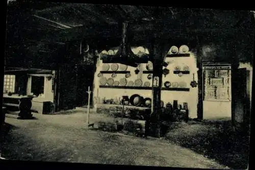 Ak Husum in Nordfriesland, Küche im Ostenfelder Haus, Feuerstelle und Geschirr