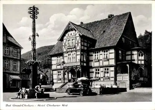 Ak Bad Grund Oberharz, Hotel Oberharzer Hof, Vorplatz, Auto