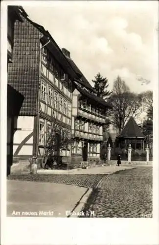 Ak Einbeck in Niedersachsen, Am neuen Markt, Fachwerkhäuser