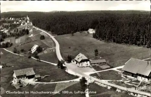 Ak Oberbränd Eisenbach im Hochschwarzwald, Luftaufnahme, Stadtansicht