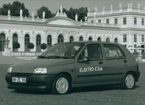 Foto Auto, Renault Elektro-Clio, Autokennzeichen BM-ZE 919