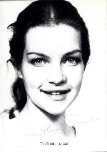 Ak Schauspielerin Dietlinde Turban, Portrait, Autogramm