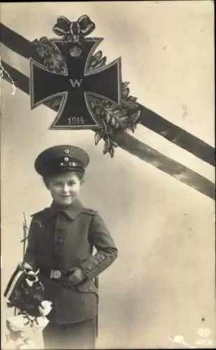 Ak Kind in Uniform, Eisernes Kreuz, Propaganda