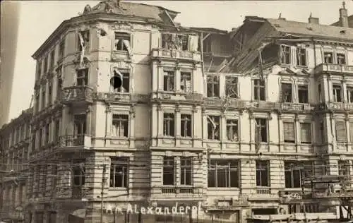 Foto Ak Berlin Friedrichshain, Zerstörtes Haus, Alexander- Ecke Prenzlauerstraße, Generalstreik 1919