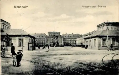 Ak Mannheim, großherzogliches Schloss