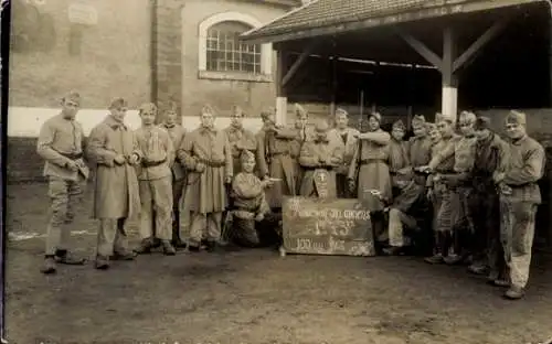 Foto Ak Französische Soldaten in Uniformen, Gruppenaufnahme