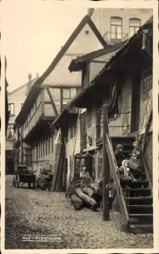 Foto Ak Flensburg in Schleswig Holstein, Altstadt, Gasse, Kinder