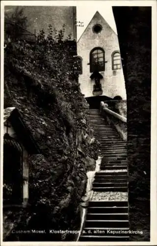 Ak Cochem an der Mosel, Klostertreppe an der alten Kapuzinerkirche