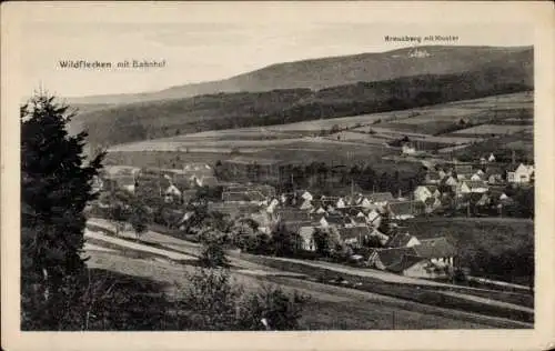 Ak Wildflecken in der Rhön Unterfranken, Panorama vom Ort, Kreuzberg mit Kloster