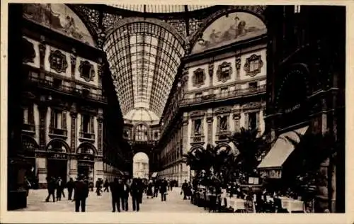 Ak Milano Mailand Lombardia, Galleria Vittorio Emanuele, interno