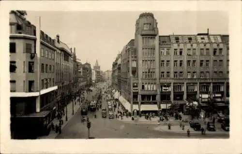 Ak Praha Prag Tschechien, Straßenpartie, Straßenbahnen