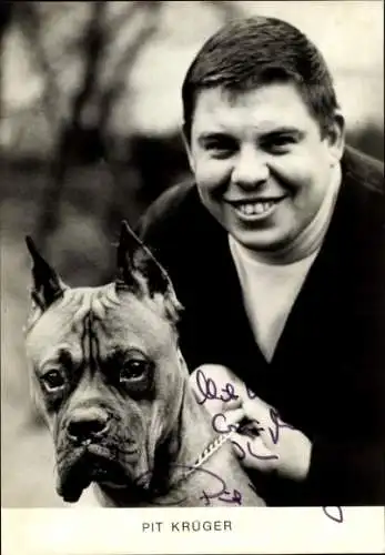 Ak Schauspieler Pit Krüger, Hund, Portrait, Autogramm