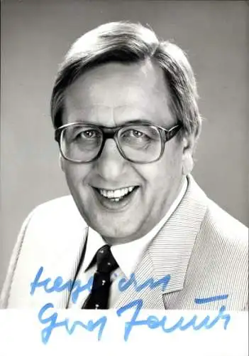 Ak Schauspieler Gerd Jauch, Portrait, Brille, Autogramm