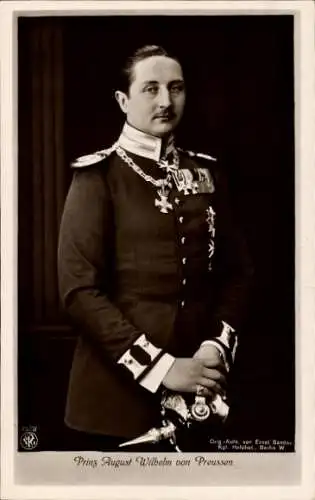 Ak Prinz August Wilhelm von Preußen, Portrait, Uniform, NPG 4578