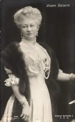 Ak Kaiserin Auguste Viktoria, Portrait, Perlenkette, NPG 2094