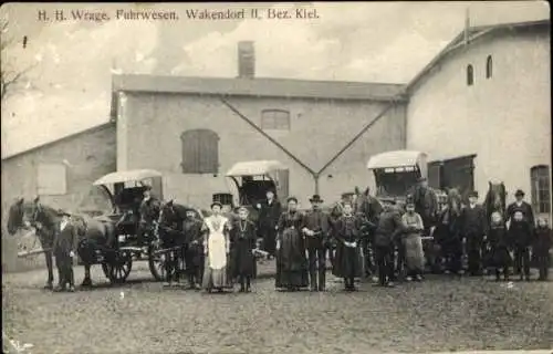 Ak Wakendorf II Kreis Segeberg, Fuhrwesen, H. H. Wrage, Kutschen