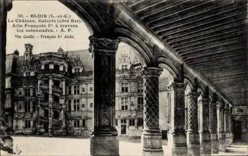 Ak Blois Loir et Cher, Chateau, Galerie