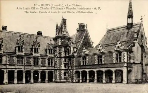 Ak Blois Loir et Cher, Chateau, Facades interieures