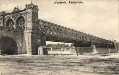 Ak Mannheim in Baden, Rheinbrücke