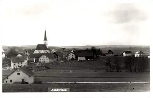 Foto Ak Aunkirchen Vilshofen an der Donau Niederbayern, Teilansicht, Kirche