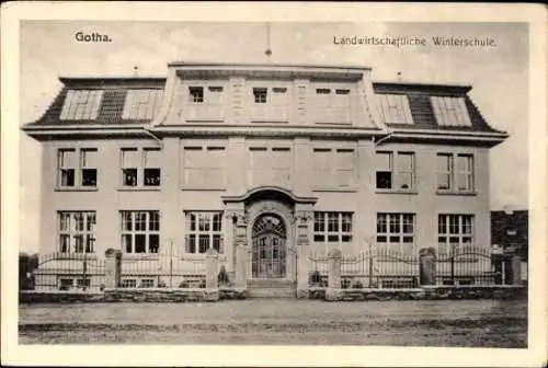 Ak Gotha in Thüringen, Landwirtschaftliche Winterschule, Fassade