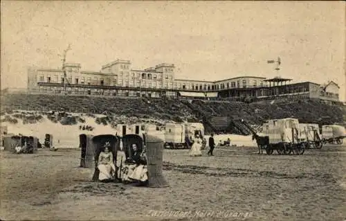 Ak Zandvoort Nordholland Niederlande, Hotel Orange, Strandpartie