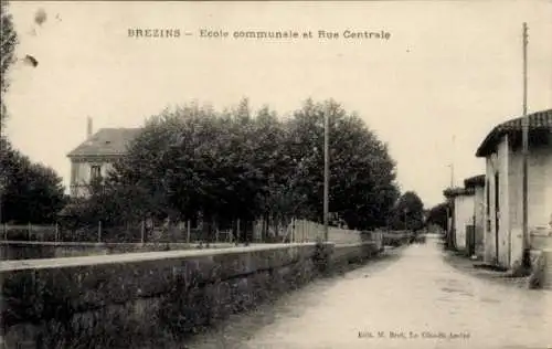 Ak Brezins Isère, Ecole communale, Rue Centrale