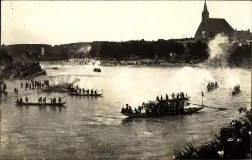 Foto Ak Oberndorf bei Salzburg Österreich, Kirche, Boote auf der Salzach