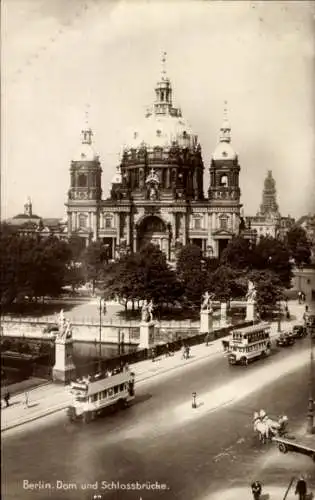 Ak Berlin Mitte, Dom, Schlossbrücke, Bus