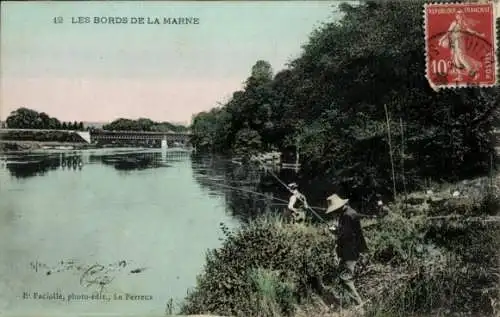 Ak Ufer der Marne, Angler