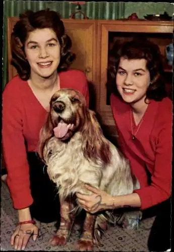 Ak Schauspielerinnen Isa und Jutta Günther, Portrait, Hund, Der Sündenbock von Spatzenhausen