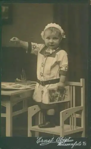 CdV Weißenfels, Kinderportrait
