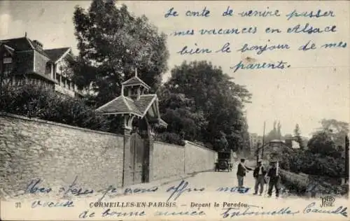Ak Cormeilles en Parisis Val d'Oise, Devant le Paradou