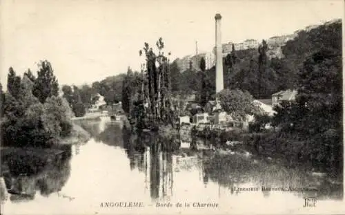 Ak Angoulême Charente, Bords de la Charente