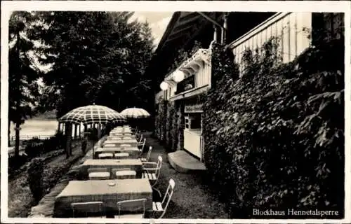 Ak Meschede im Sauerland, Blockhaus Hennetalsperre, Terrasse