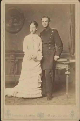 Cabinet Foto Erbprinz Bernhard III. v. Sachsen-Meiningen mit Prinzessin Charlotte v. Preußen