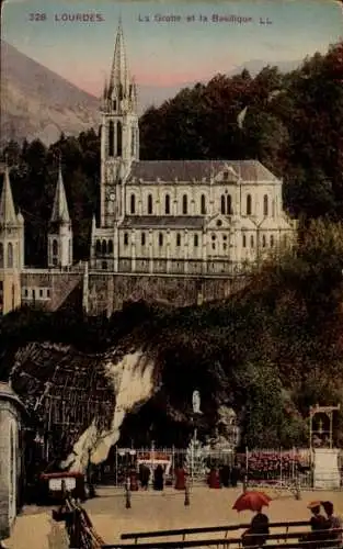 Ak Lourdes Hautes Pyrénées, Die Höhle und die Basilika
