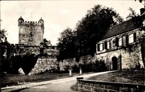 Ak Bad Bentheim in Niedersachsen, Pulverturm, Schlosseingang