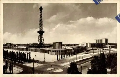 Ak Berlin Charlottenburg Westend, Der Funkturm, Ausstellungshallen