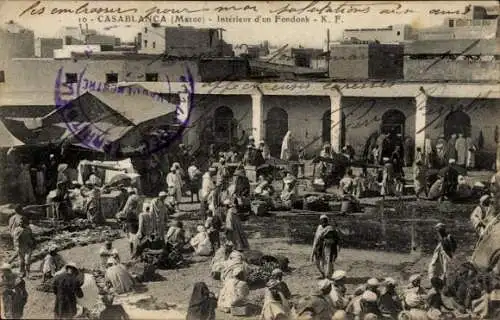 Ak Casablanca, Marokko, Innenraum eines Fondonks