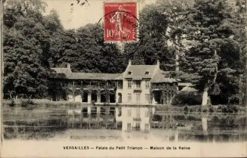 Ak Versailles Yvelines, Palais du Petit Trianon, Maison de la Reine