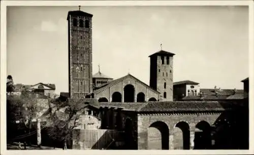 Ak Milano Mailand Lombardia, Basilika des heiligen Ambrosius