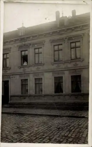 Foto Ak Greußen in Thüringen, Wohnhaus, Anwohner, Marie Bauersfeld