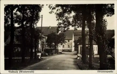 Ak Vielbach im Westerwald, Straße, Häuser