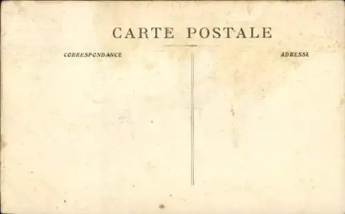 Ak Stierkampf, Puntillero gibt den Gnadenstoß