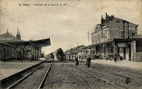 Ak Sens-Yonne, Gare