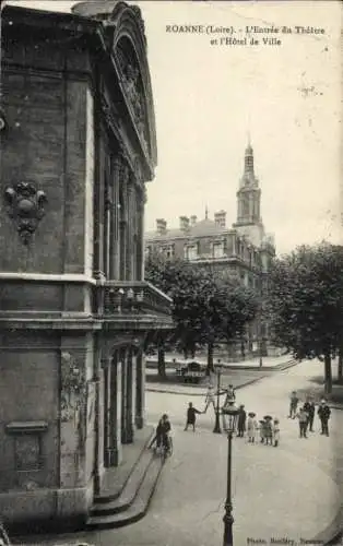 Ak Roanne Loire, Entree du Theatre, Hotel de Ville